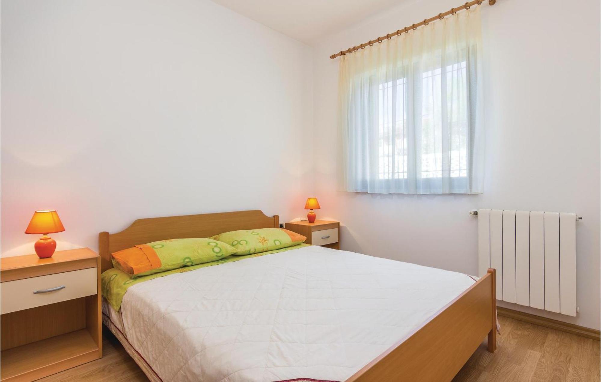 Beautiful Apartment In Porec With Kitchen Экстерьер фото